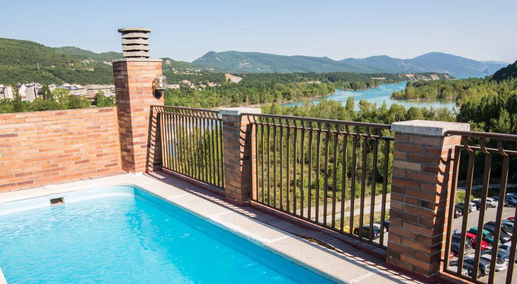 Apartahotel Dos Rios Aínsa Zewnętrze zdjęcie